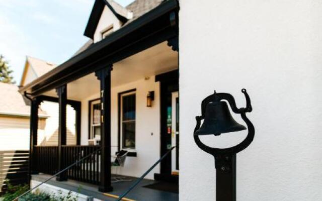 The Dove Inn