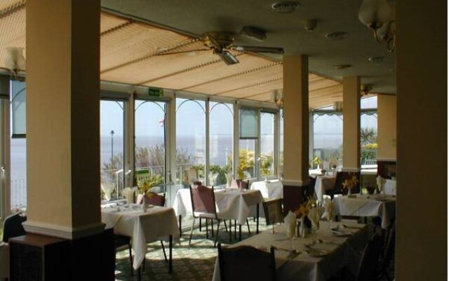 Daunceys Hotel