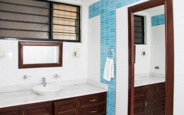 Shofar Apartahotel