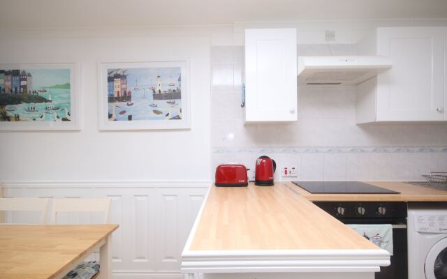 7C Medmerry Park 2 Bedroom Chalet