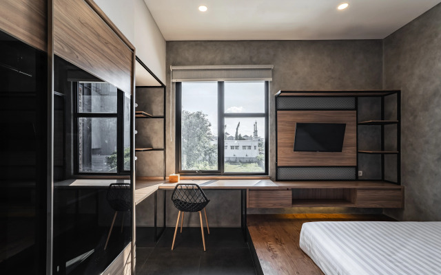 LOA Living Solo Baru