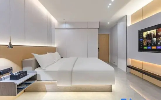 Guangzhou Fengzhihuang Hotel (Xintang Subway Station)