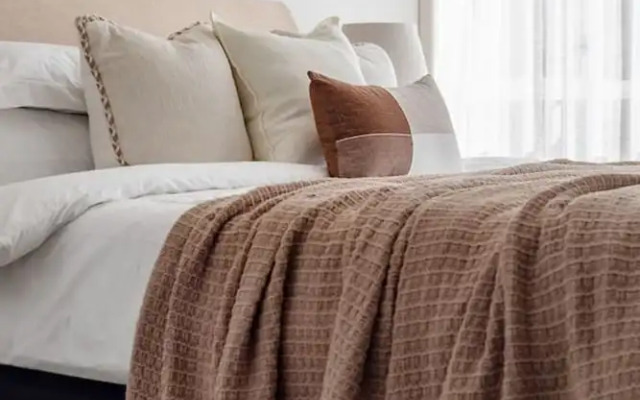 Sea-facing Apartment at Adelphi Galleria