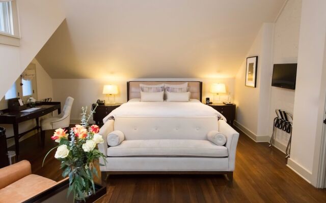 Stonehurst Place Bed & Breakfast