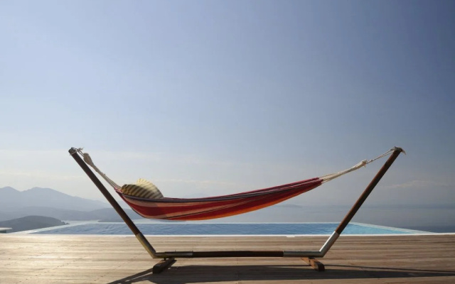 Esperos Suites & Villas