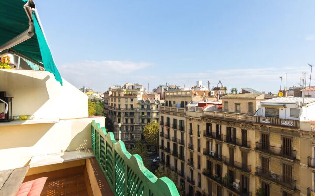 AB Attic Eixample Apartment