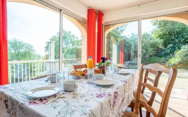 Holiday Home Bartavelle