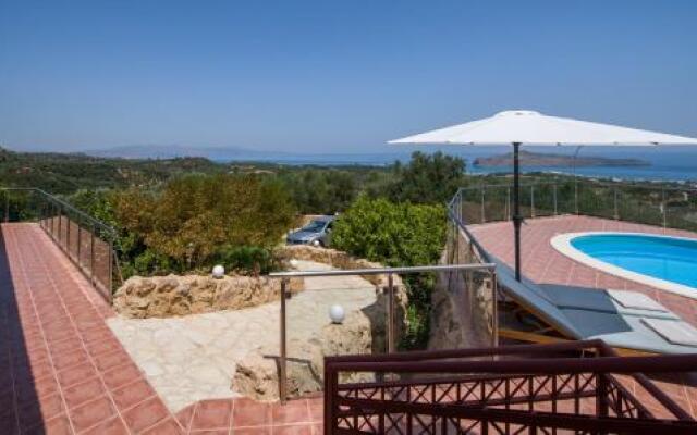Villa Kourouni