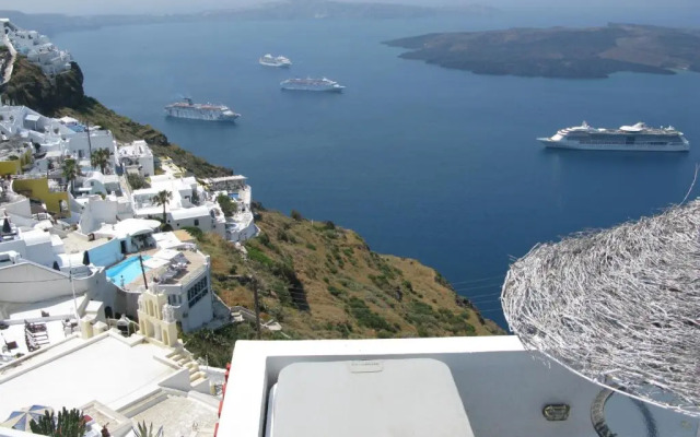Nomikos Villas