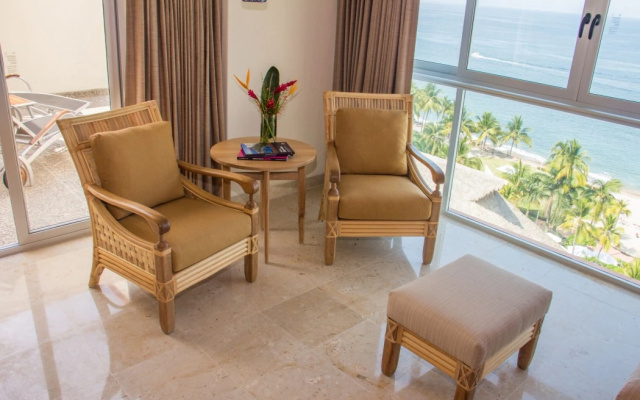 The Club at Sheraton Buganvilias