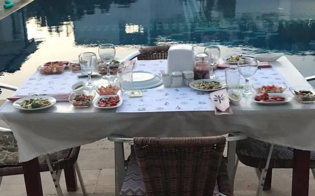 Ayci Otel