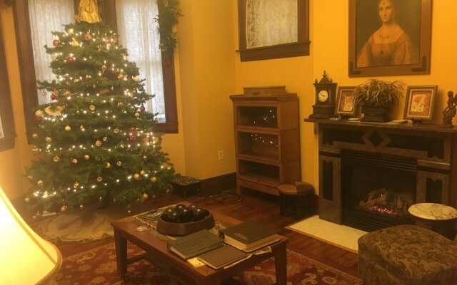 Bayberry House Bed & Breakfast