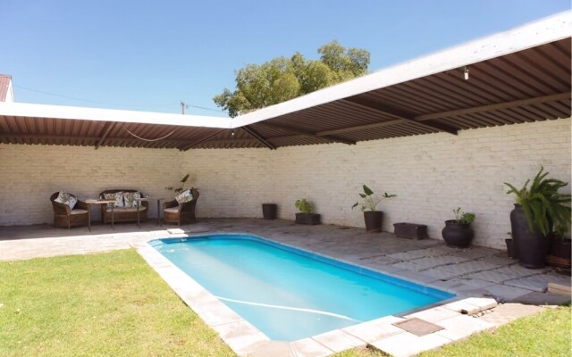 Karoo Country Guesthouse
