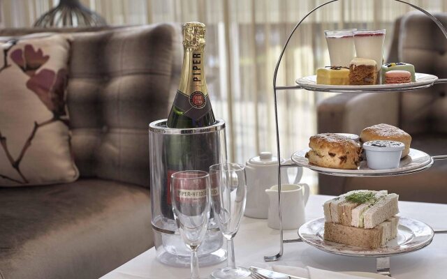 DoubleTree by Hilton Hotel Woking