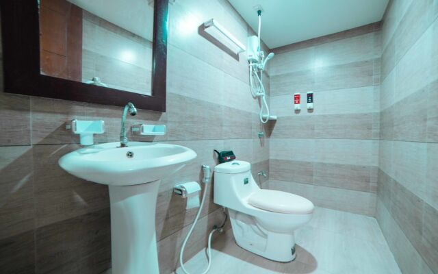RedDoorz Plus @ Balibago Angeles City 2