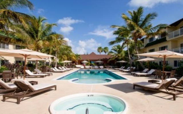 Villas of Elephant Walk, TCI