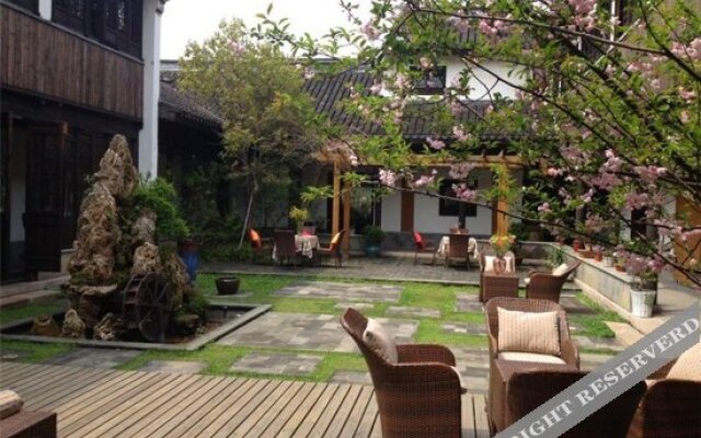 Zhenfengxuan Holiday Courtyard
