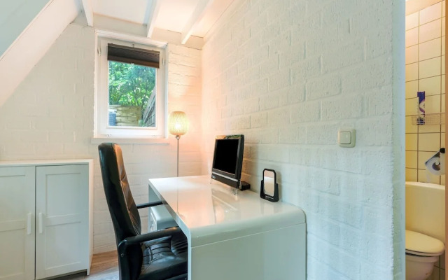 Welcoming Chalet in Rekem Tucked in Nature