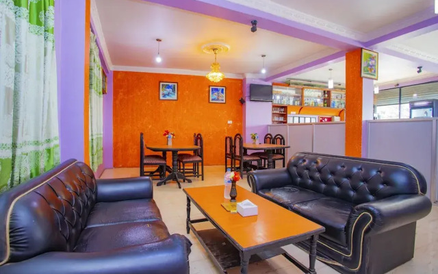 SPOT ON 425 A-one Hotel