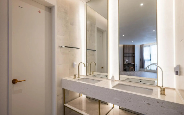 Brown Dot Hotel Masan