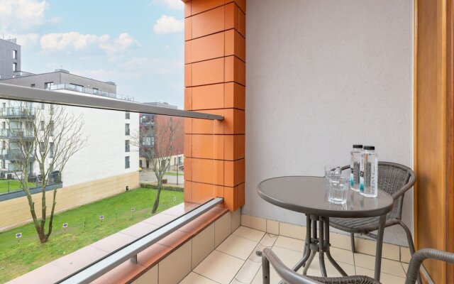 Apartment Near the River by Renters