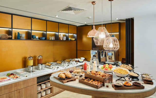 Courtyard by Marriott Oxford City Centre