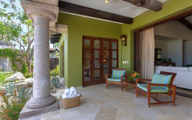 Casa Maravillas: 4 Bdrm Colonial Inspired Design Villa in Punta Ballena at a Discounted Rate!