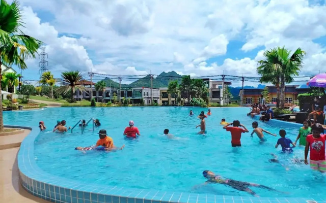 Saichon Grand View Resort