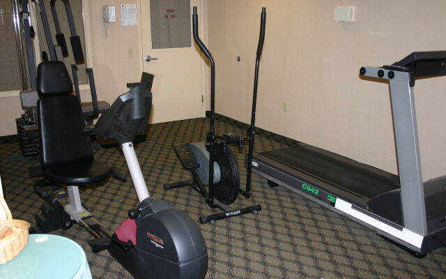 Maron Hotel & Suites