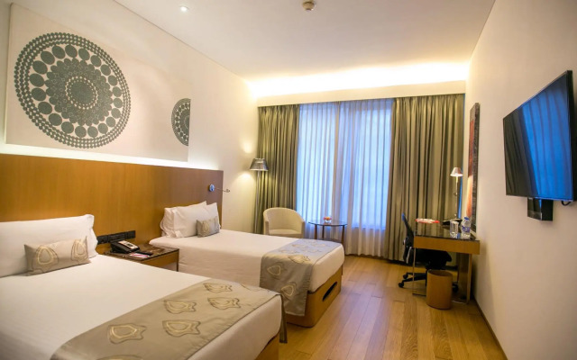 Vivanta Chennai IT Expressway