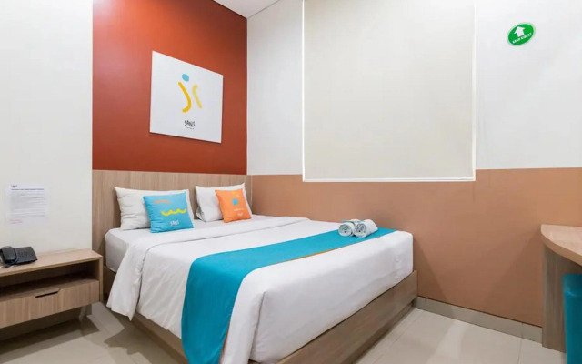 Sans Hotel Rajawali Surabaya