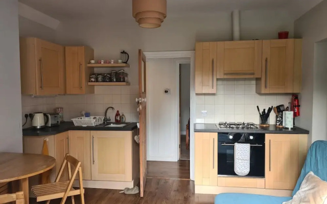Cozy Nottingham Apartment With Perfect Location