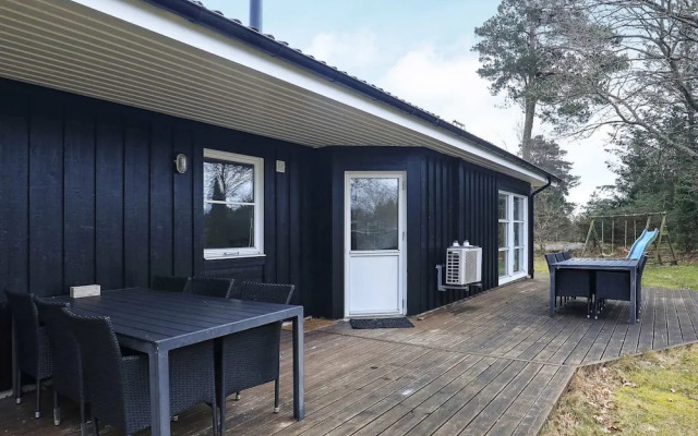 8 Person Holiday Home in Hals