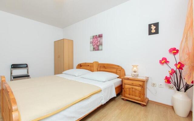 Apartments Villa Dane 3408