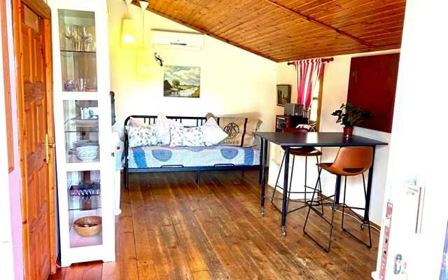 Romantic Private Cabin