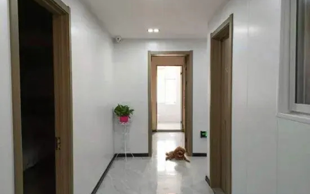 Beizhen Hongyunyuan Cinema Hotel