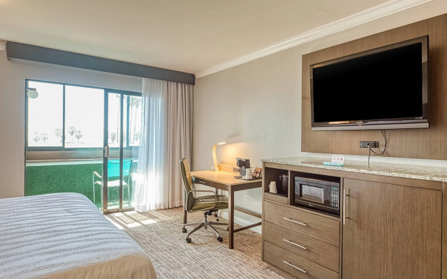 Amanzi Hotel, an Ascend Collection Hotel