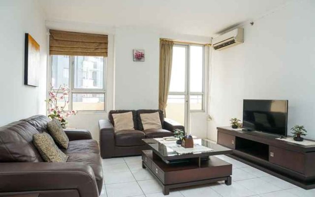 Spacious 1Br Apartment With City View At Paladian Park