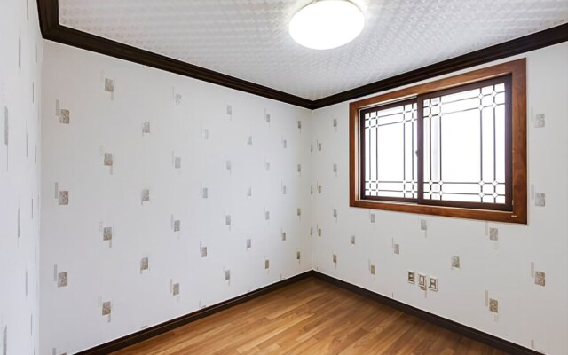 Gyeongju Choice Penison