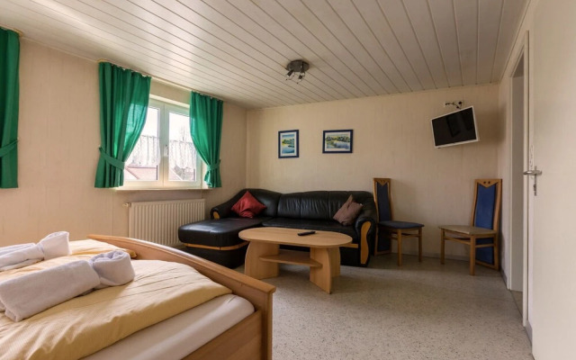 Pension Goldene Mitte