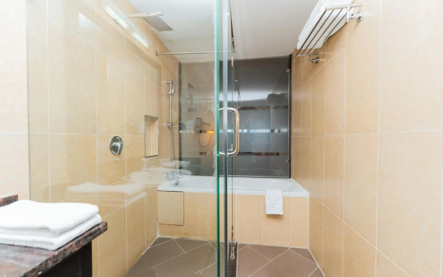 Acacia Premier Hotel
