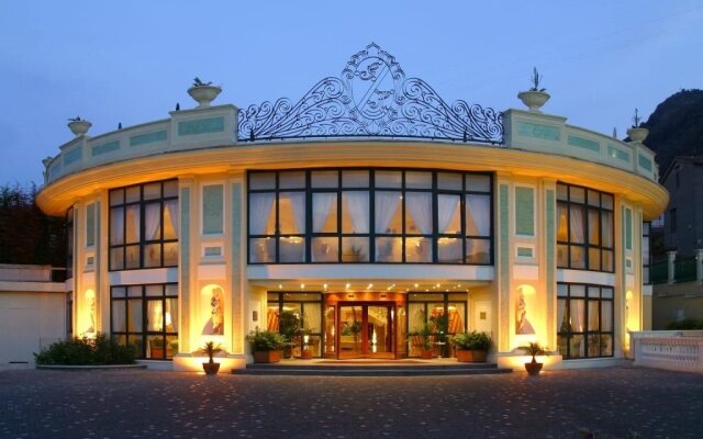 Grand Hotel La Pace