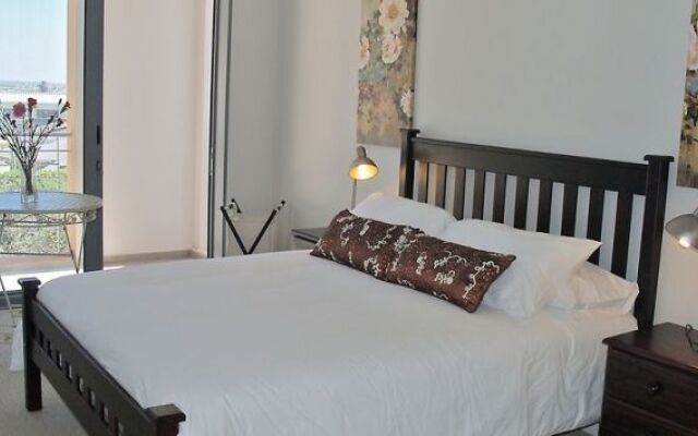 Whale Watcher's Self Catering