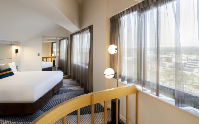 Novotel Sydney Parramatta – Guest Rooms – Sydney