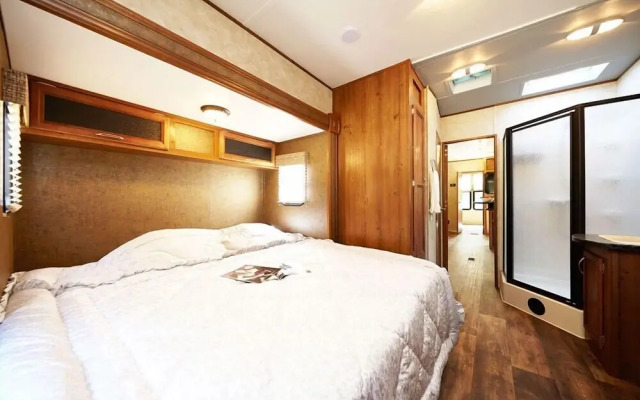 Sunshine Caravan