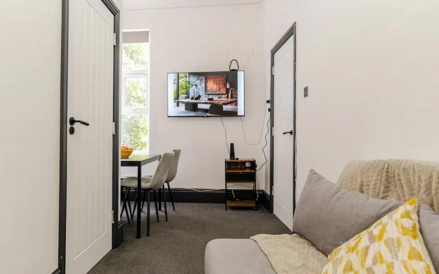 Captivating 2-bed Apartment in Birmingham