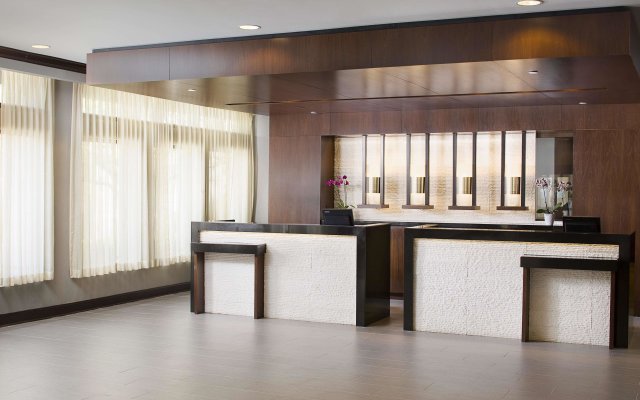 DoubleTree Hotel Baltimore - BWI Airport