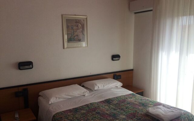 Hotel Perla Del Mare
