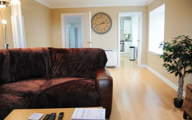 Spiers Wharf Apartment