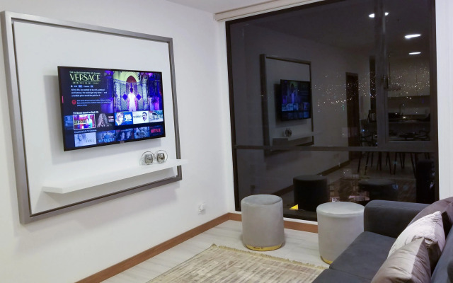 Luxury Residence Suites